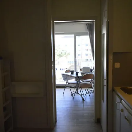 A Apartamento *
